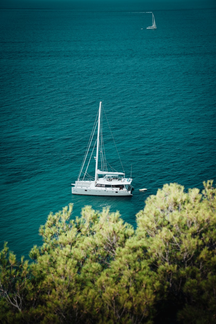 Iconic high end incentive experiences in a compact island setting