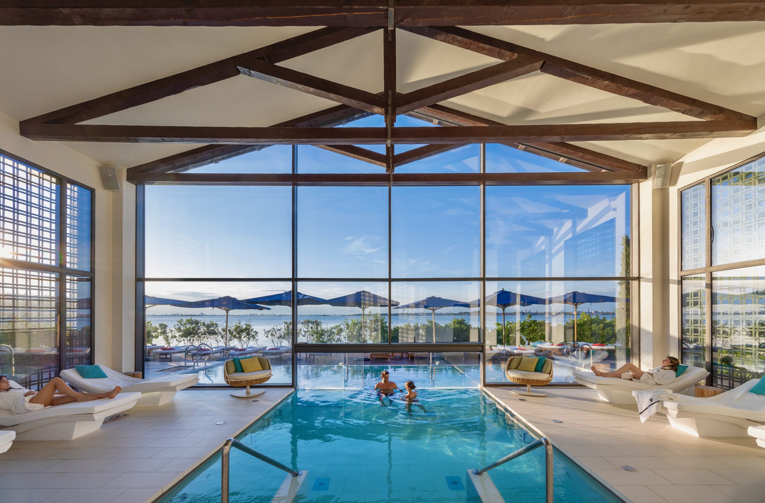 4 JWVENICESPA