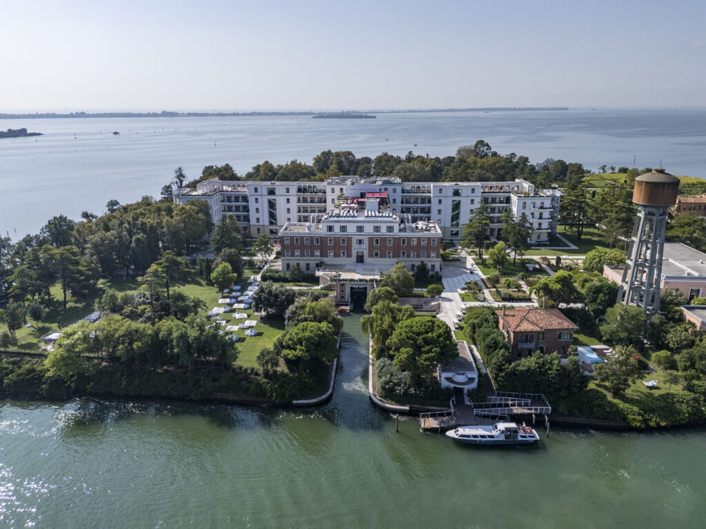 jwmvenice X M&I (11)